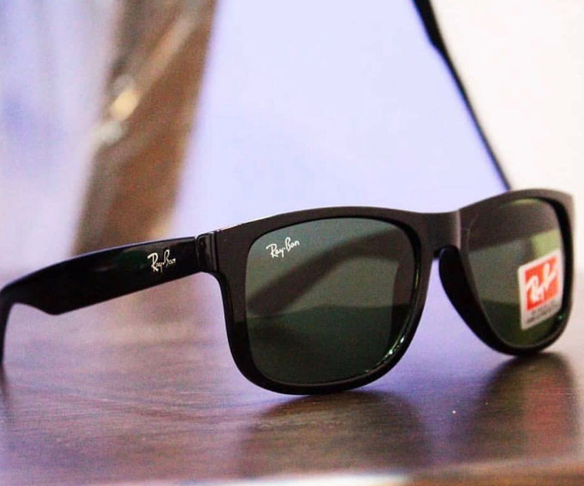 New Stylish Wayfarer Sunglasses Black Mirror For Men.